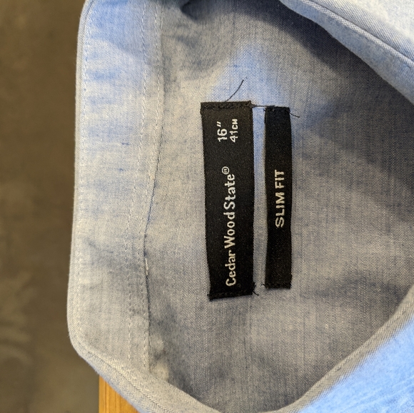 Casual Men's Button Down - Picture 3 of 3